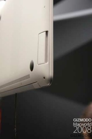 Illustration for article titled MacBook Air Hands-on